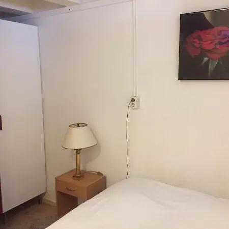 Canal View Bed & Breakfast Amsterdam